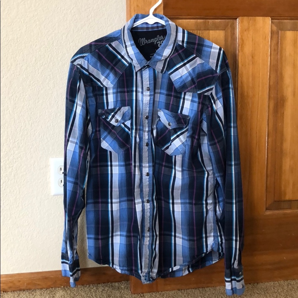 Wrangler pearl snap shirt